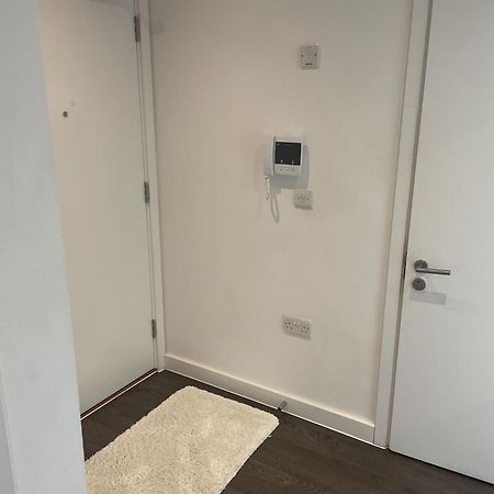 Apartmán Malixa Uk Croydon Exteriér fotografie
