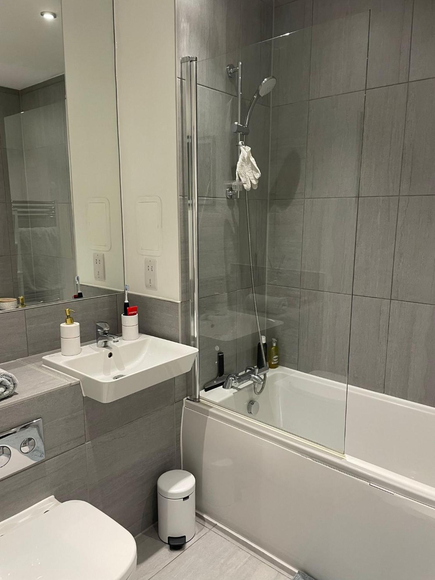 Apartmán Malixa Uk Croydon Exteriér fotografie